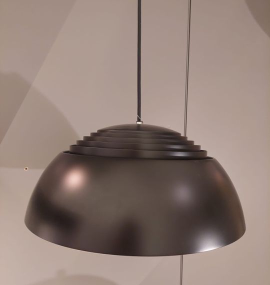 Louis Poulsen AJ Royal 370 Showroommodel