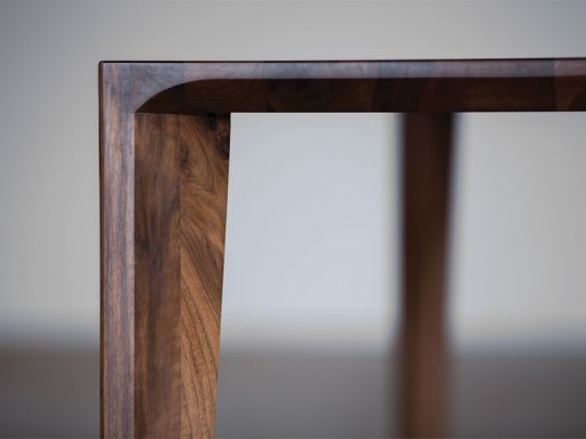 Artisan Hanny tafel Europees notenhout