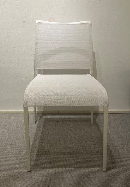 Desalto Sand Light Chair Showroommodel