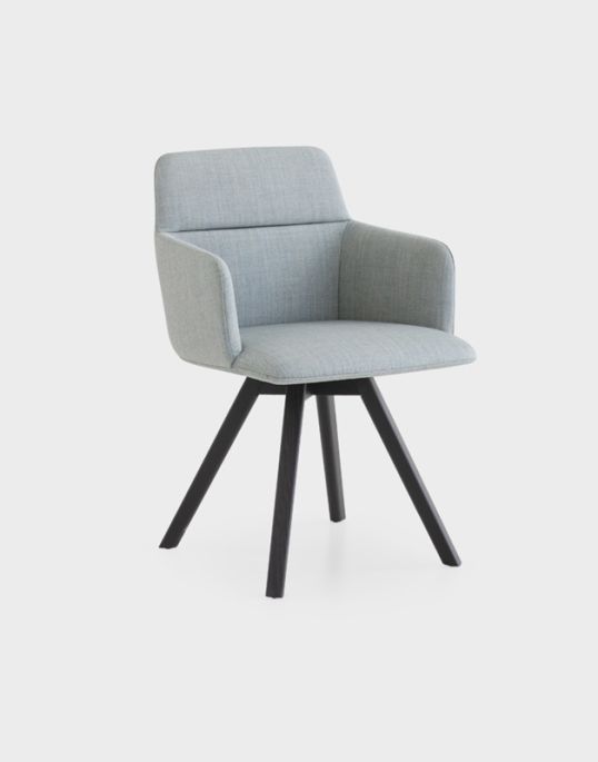 S590 met houten poten