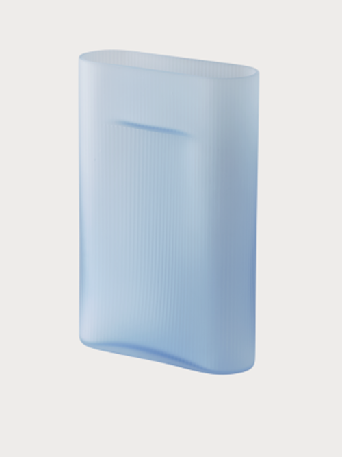 Muuto Ridge Frosted vaas H35 Lichtblauw