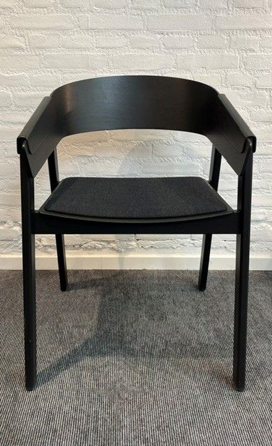 Muuto Cover Armchair Showroommodel