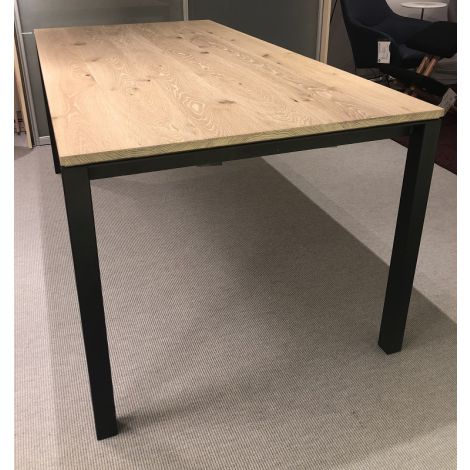 S 600: Wit gelakt frame, HPL wit blad 