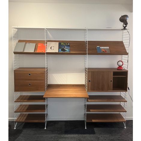 Wandkast - String System noten/wit showroommodel